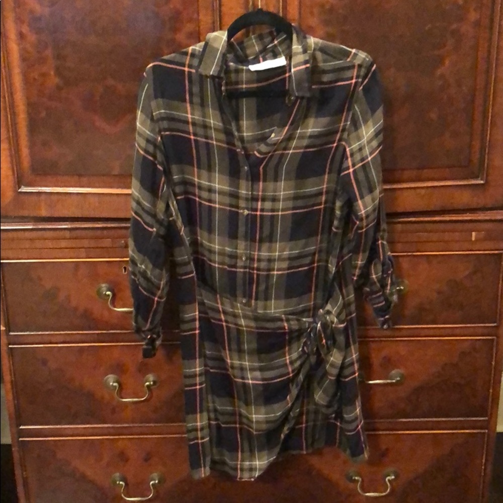 Plaid dress with tie front detail